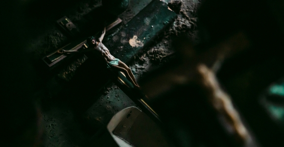 Justice Lessons from the Final Scenes of the Gospel Stories